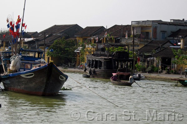 Hoi An, Vietnam (old boats)