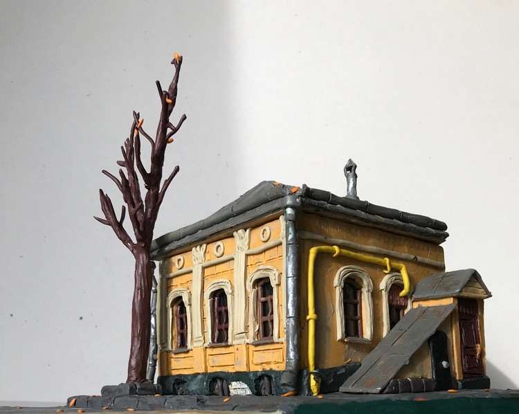A little House, plasticine, cardboard, 25x17.5x20 cm