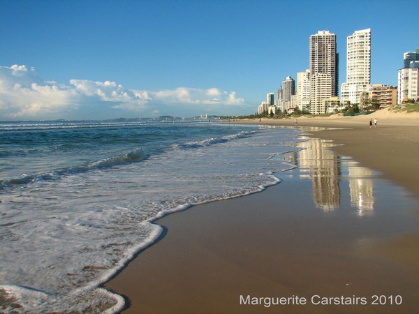 Surfers Paradise Surf Beach