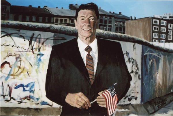 Reagan at Berlin Wall