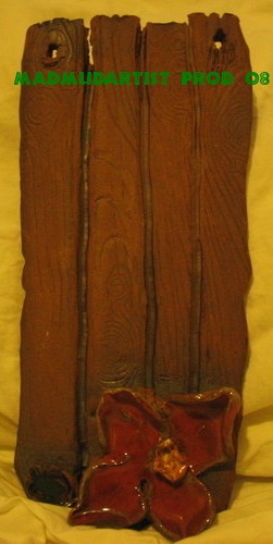WALL HANGING FENCE POST