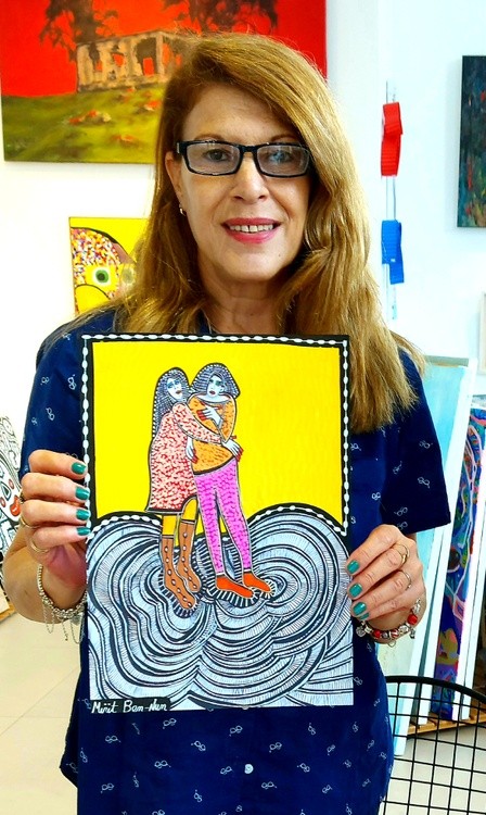 Woman Israeli artist colorful drawing