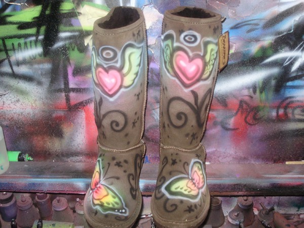 airbrushed UGGS