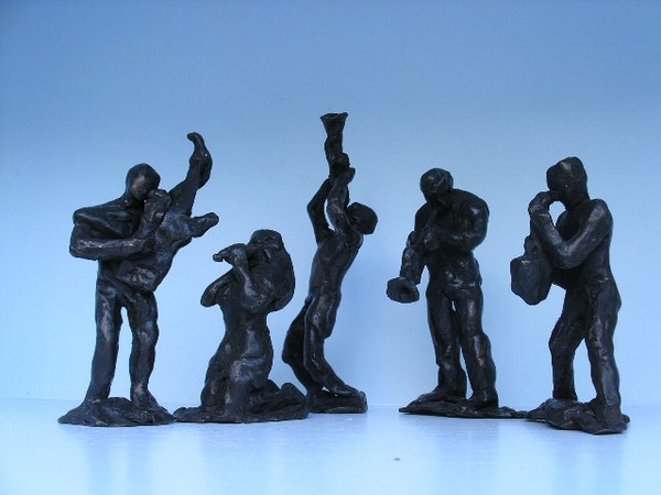 Musicians sketches in bronze