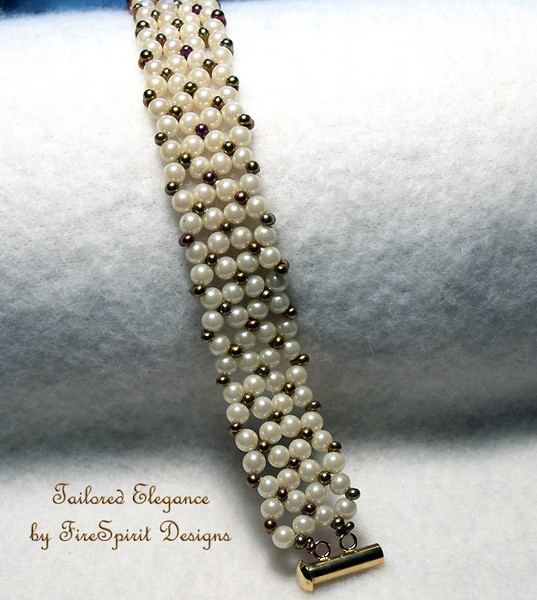 Tailored Elegance- OOAK beadwoven bracelet