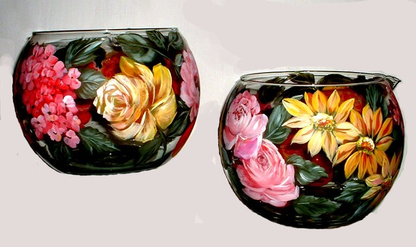 Flowers on glass bowls