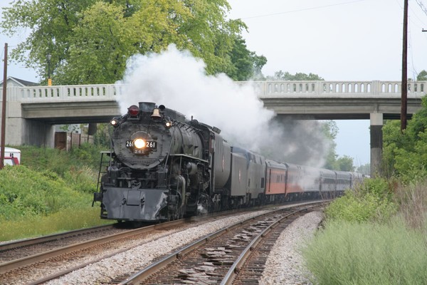 MILW 261 Blasting through Columbus, WI