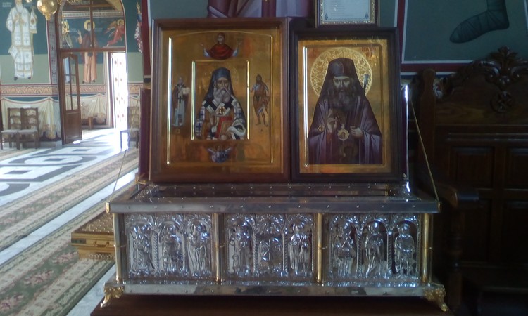 Silver little coffin with holly bones of saints Nectarie and Lavrentie from Cernigov