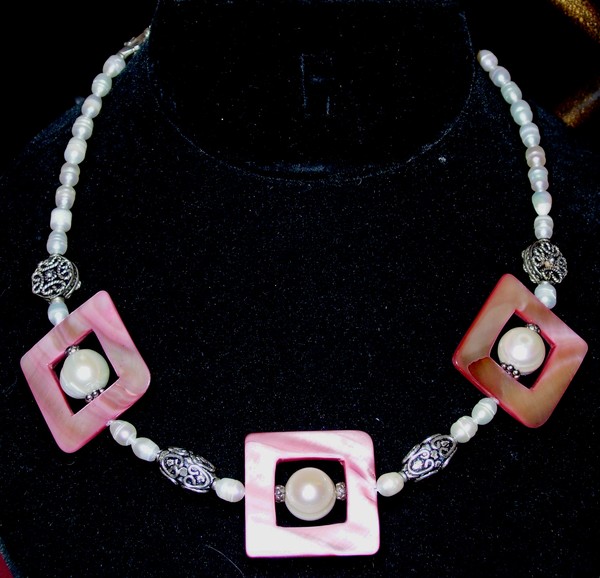 Fresh Water Pearl Frame Bead Necklace w/Bali Beads