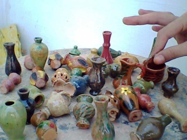 Miniature glazing pots