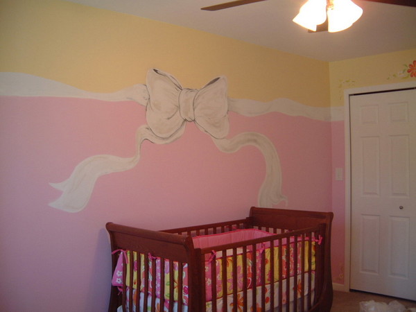 babys room/bow