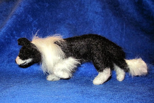 Needle Felted Border Collie Herding Pose