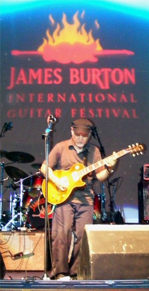 Phil Keaggy - James Burton Guitar Fest 2008