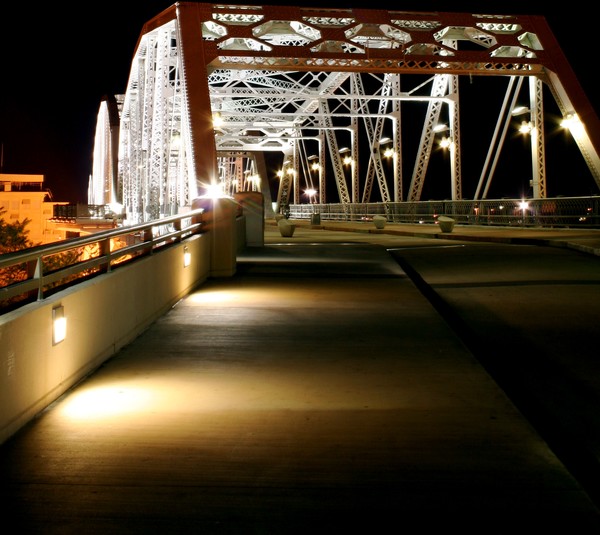 Nashville walking bridge