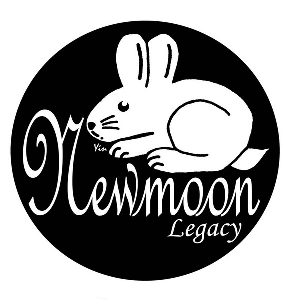 Newmoon - Logo