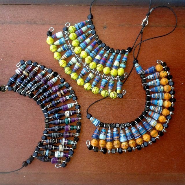 Paper beads jewelry