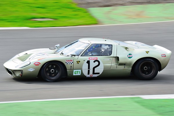 Ford GT40 No 12