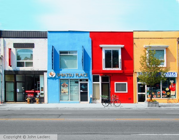 The Colors of Dundas Street West