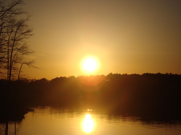 lake hartwell sunset