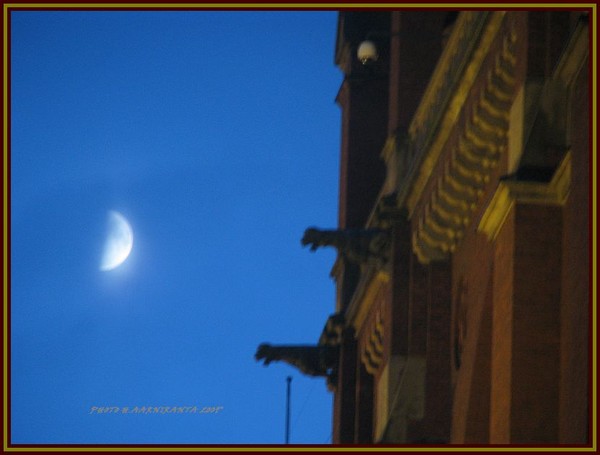 HELSINKI TONIGHT-MOON SERIES