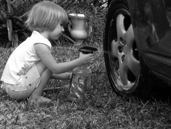 CAR WASHING