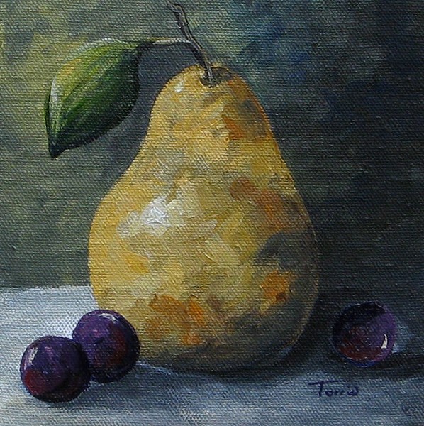 Gold Pear with Grapes