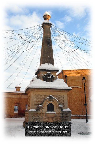ExpoLight-Card-Lincoln-St.Marks-Obelisk-Winter-2010-0001C (Sample Proof-Photography)