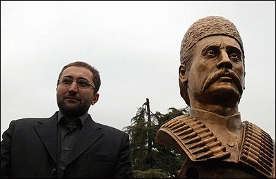 Sattar Khan(Sculpture)  & Mr. Zarrabi(sculpturist)