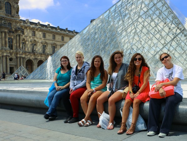 Tour Group at the Louvre