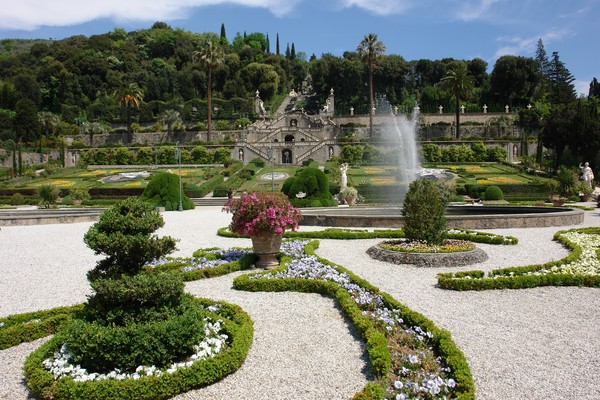 A tuscany garden