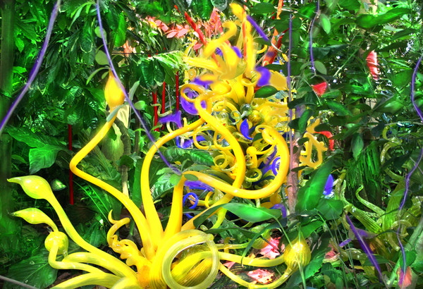 Dreadlocks Glass in the Garden by Dale Chihuly