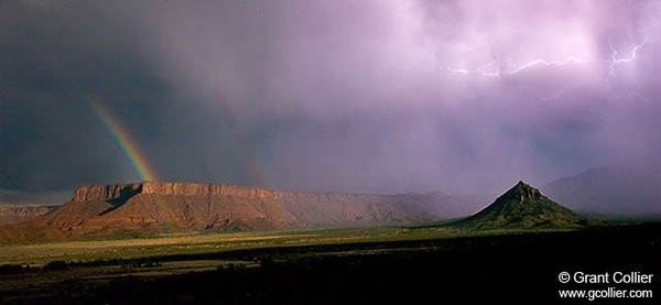 Moonbow Lightning in Utah