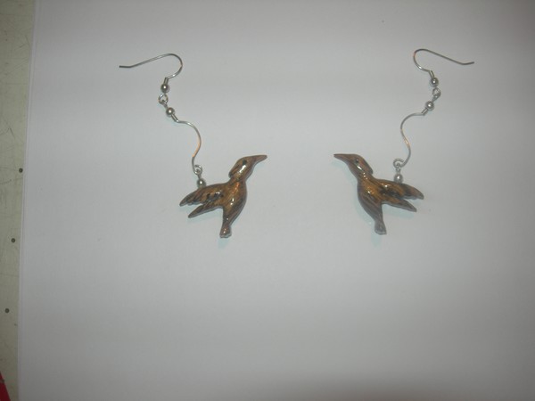 carved hummingbird earings