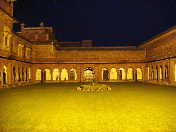 Umed palace- gone nocturnal 