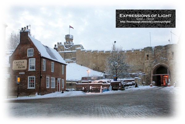 ExpoLight-Card-Lincoln-Castle-Castle-Hill-Winter-2010-0008C (Sample Proof-Photography)