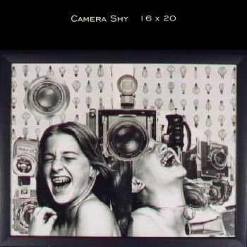 camera shy(C)