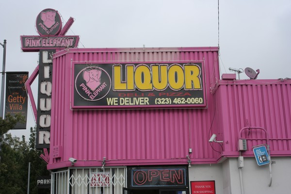 LIQUOR, WE DELIVER