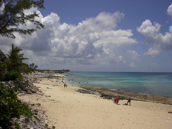 Sandy beaches in the Bahamas
