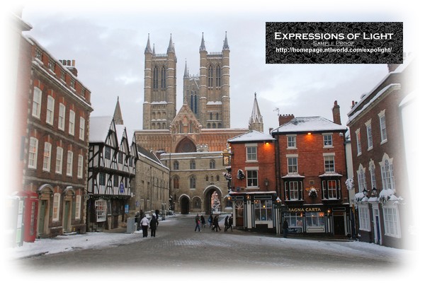 ExpoLight-Card-Lincoln-Cathedral-&-Castle-Square-Winter-2010-0007C (Sample Proof-Photography)