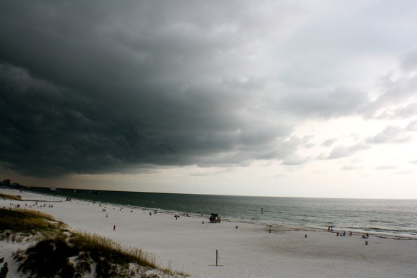 lit before storm in clearwater florida 2008