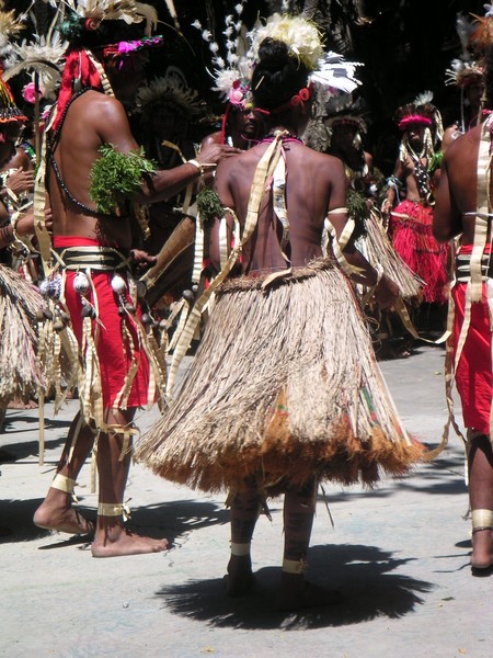 Native dancers PNG
