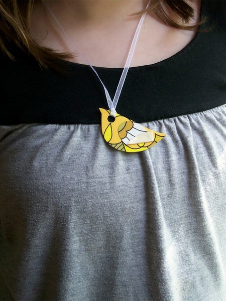Paper Birdie. Necklace/Bookmark.
