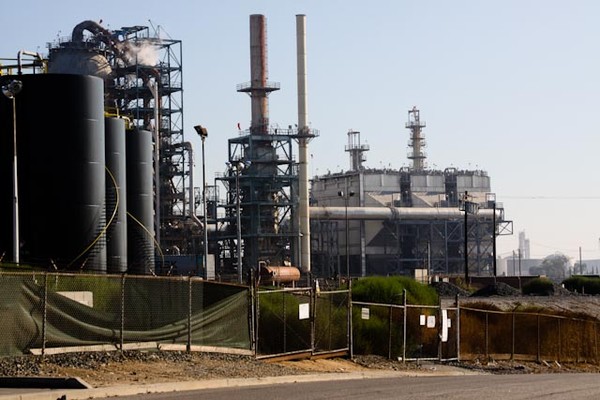 Oil Refinery in Long Beach off PCH