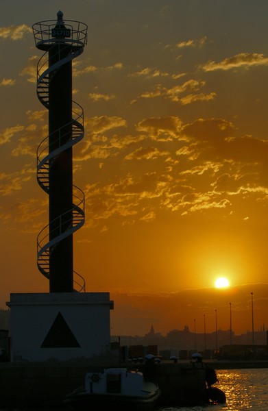 Sunrise in port of Mallorca