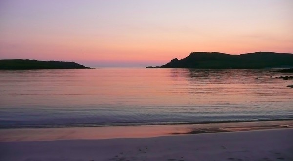 Pink sunset over Minn beach