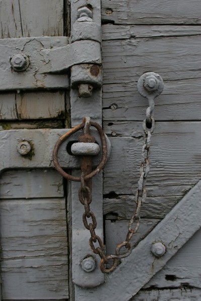 grey wood and chain