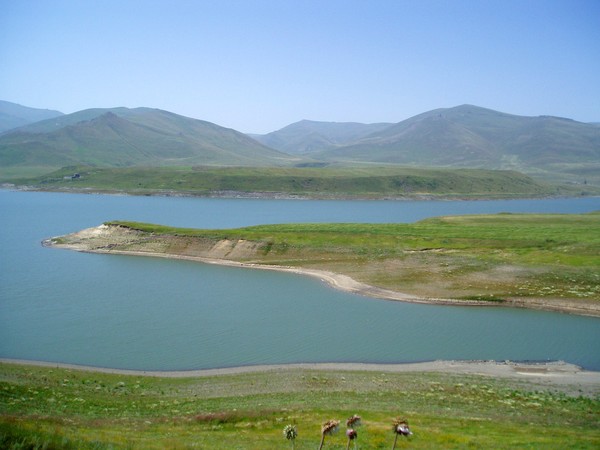 Spandaryan Reservoir