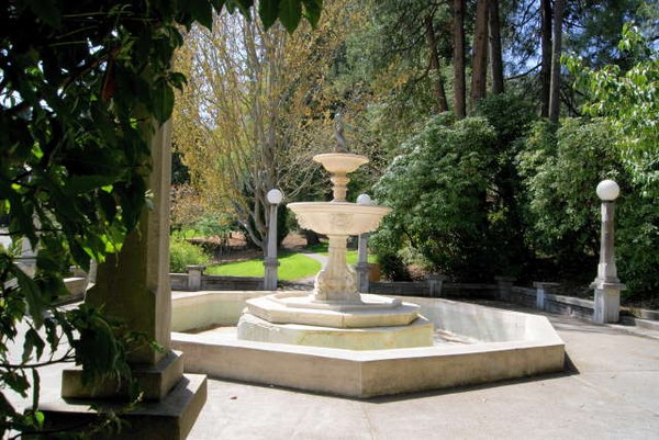 Old Lithia Park Fountain