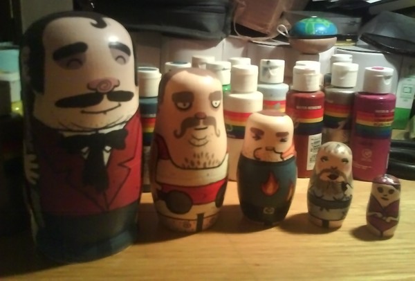 Hand Painted Russian Dolls:set 7