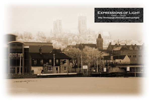 ExpoLight-Card-Lincoln-Cathedral-&-The-Brayford-Pool-Winter-2010-0028S (Sample Proof-Photography)